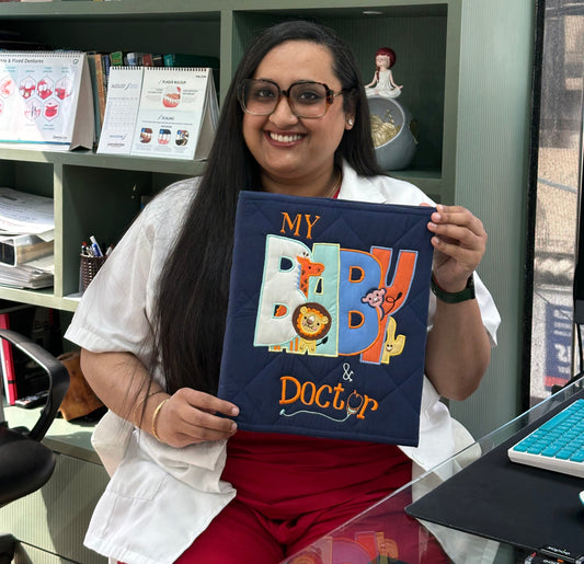 Madagascar Doctor File (Navy Blue)