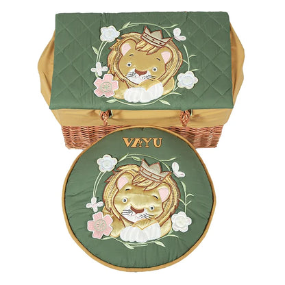 Simba Small Basket and Travel Quilt Set