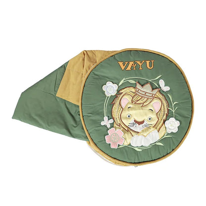 Simba Small Basket and Travel Quilt Set