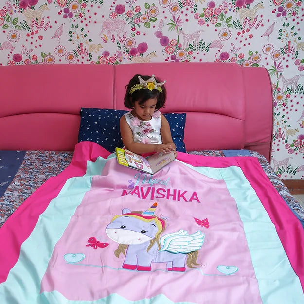 Unicorn Quilt (Pink)